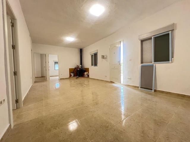 4 slaapkamer Villa te koop in L'Algueña / Alguenya - € 214.995 (Ref: 10064802)