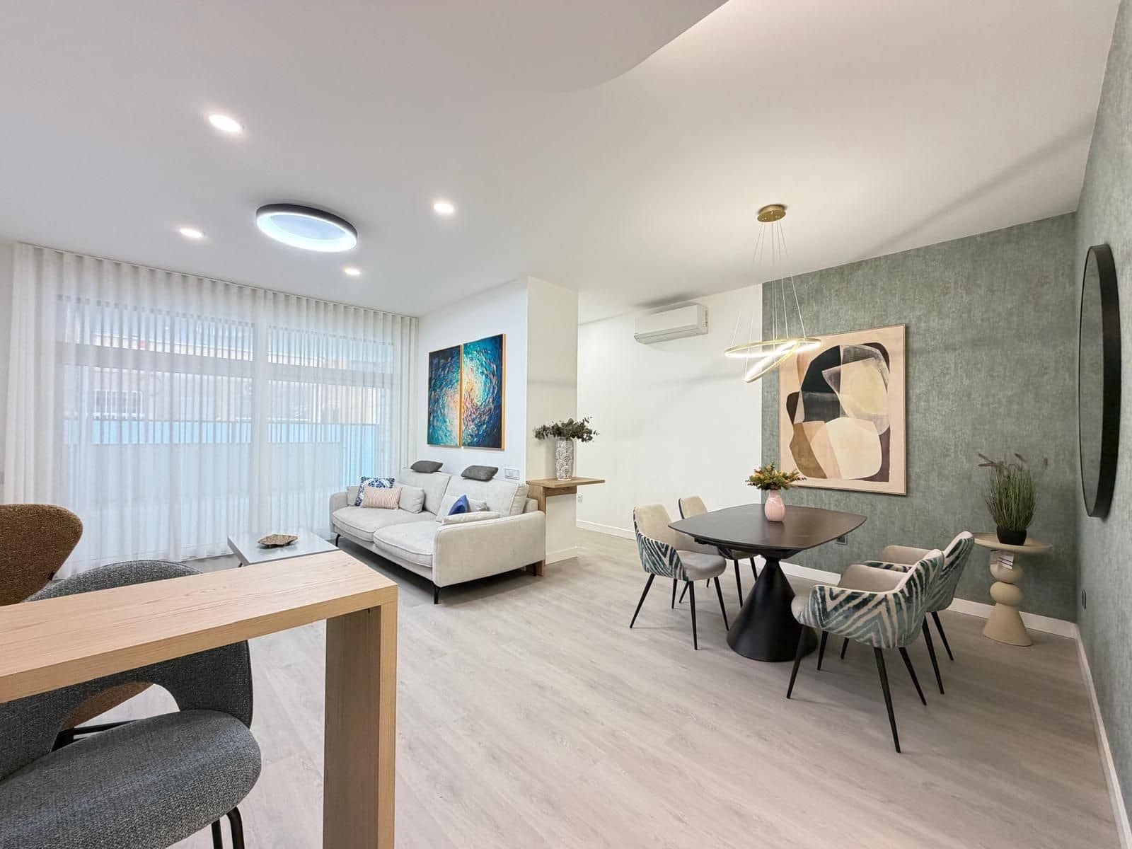 2 sypialnia Apartament na sprzedaż w Torrevieja - 285 600 € (Ref: 10091201)