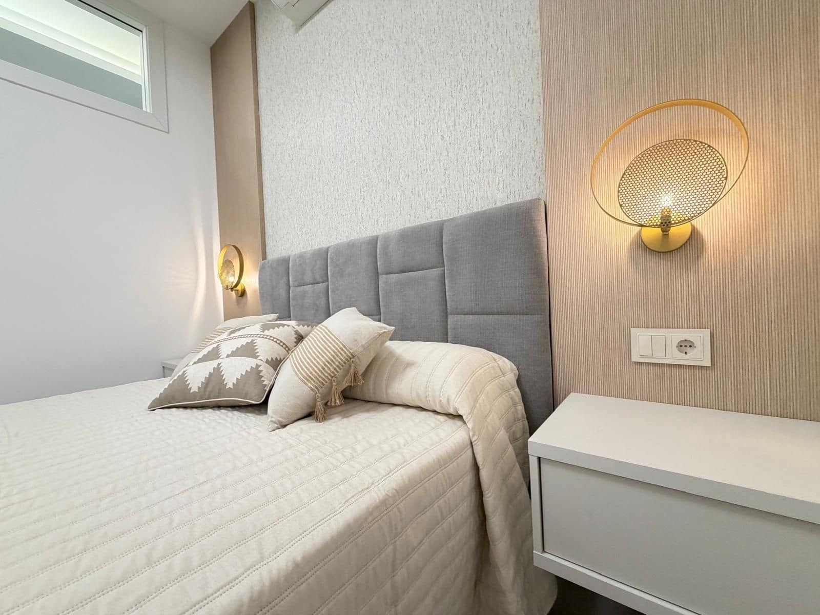 2 sypialnia Apartament na sprzedaż w Torrevieja - 285 600 € (Ref: 10091201)