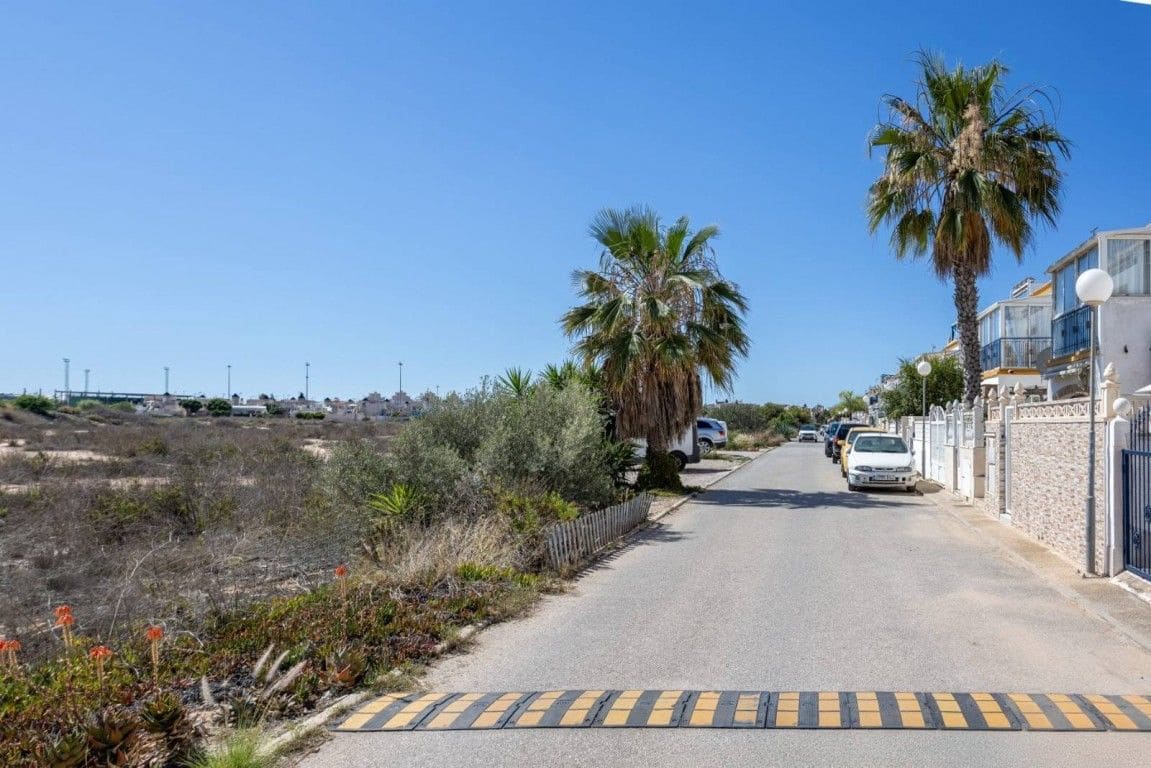 3 soveværelse Lejlighed til salg i Torrevieja - € 207.000 (Ref: 10091202)