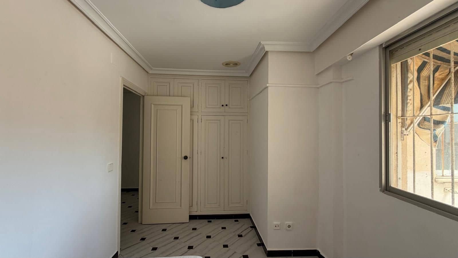 Apartamento de 3 habitaciones en Torrevieja en venta - 179.900 € (Ref: 10109815)