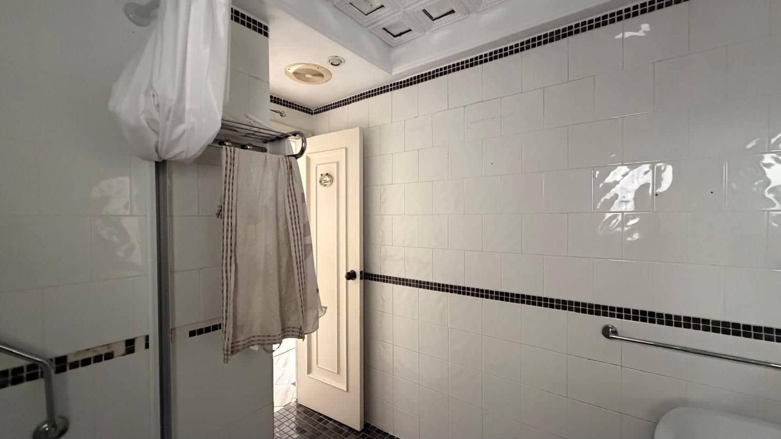 Apartamento de 3 habitaciones en Torrevieja en venta - 179.900 € (Ref: 10109815)
