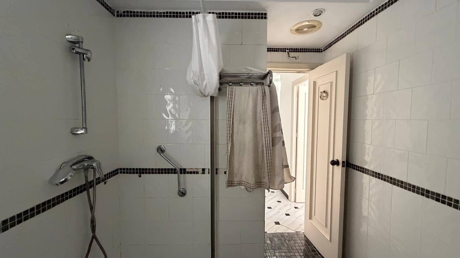 Apartamento de 3 habitaciones en Torrevieja en venta - 179.900 € (Ref: 10109815)
