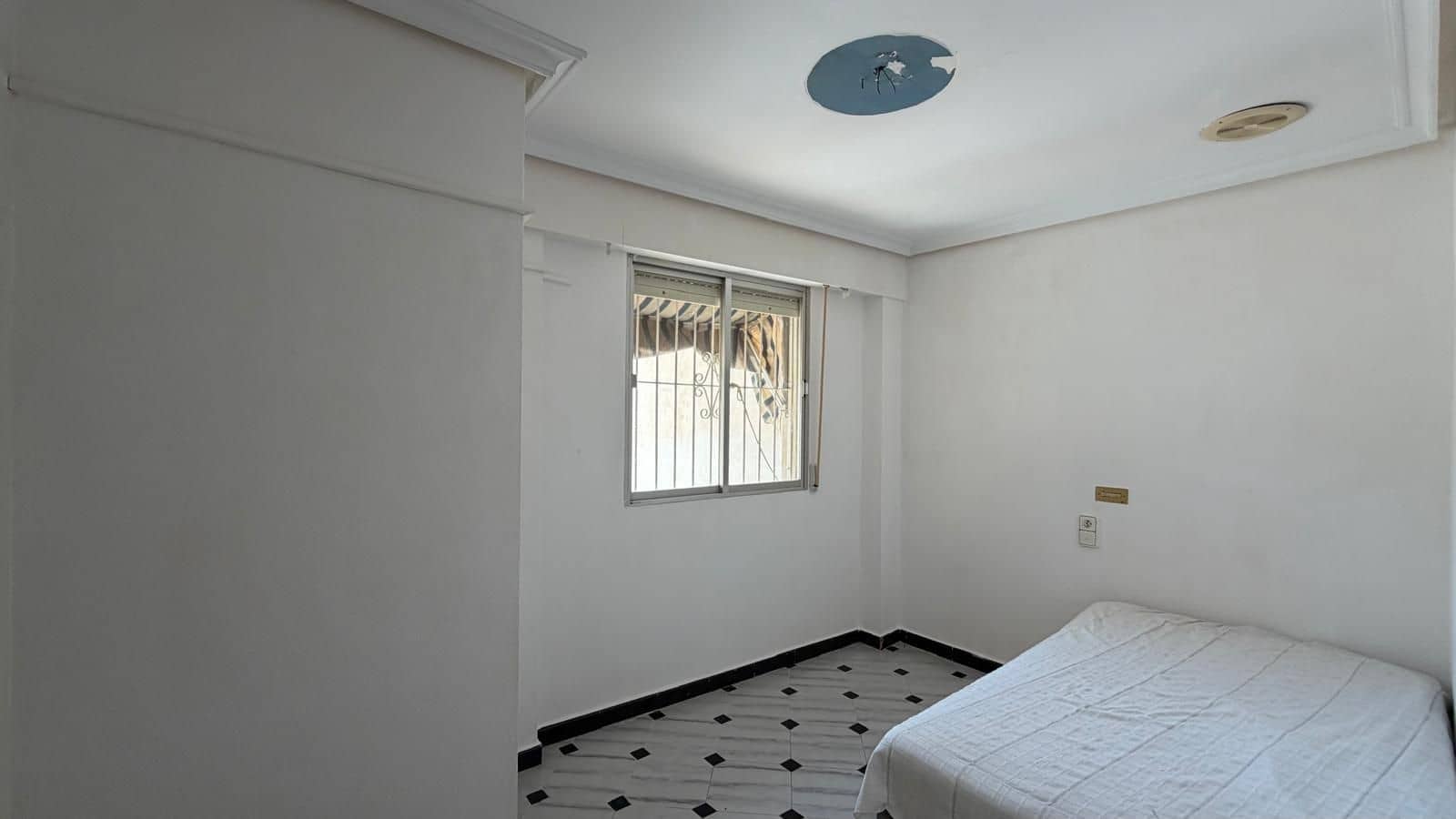 Apartamento de 3 habitaciones en Torrevieja en venta - 179.900 € (Ref: 10109815)
