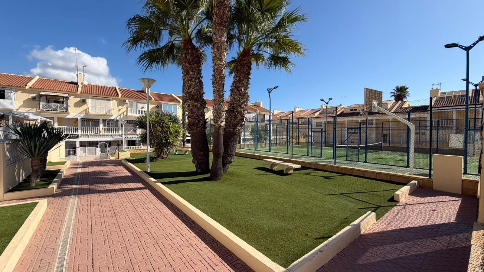 1 camera da letto Appartamento in vendita in Torrevieja con piscina garage - 179.900 € (Rif: 10109817)