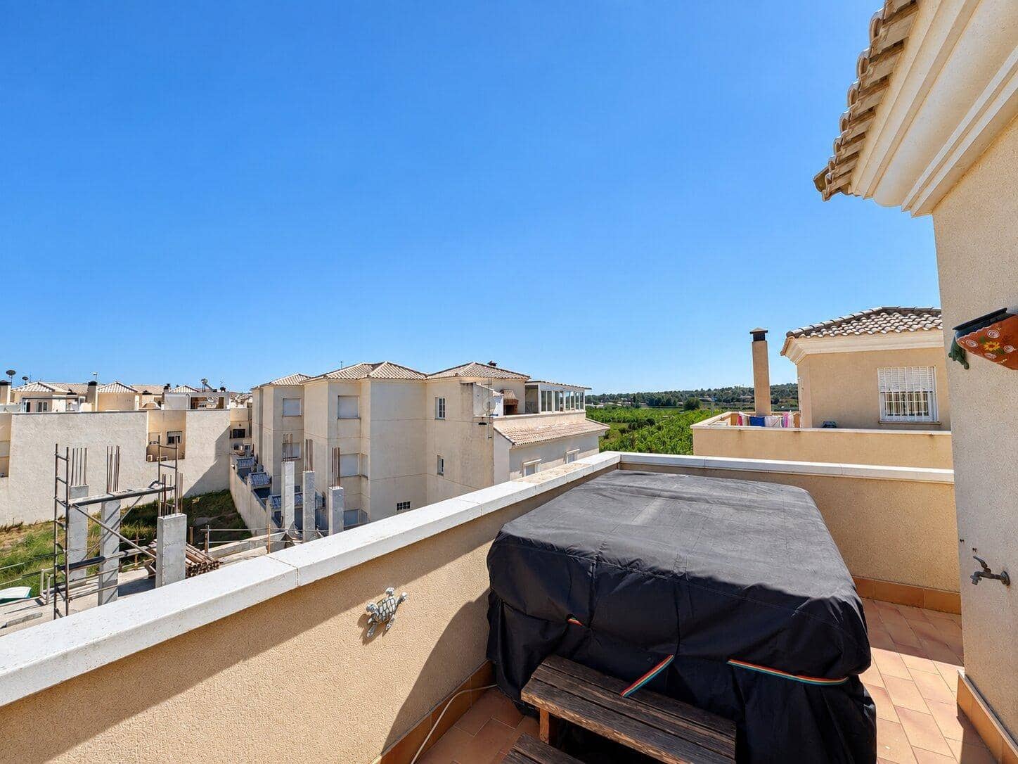 4 sypialnia Dom szeregowy na sprzedaż w Almoradi z basenem garażem - 240 000 € (Ref: 10109820)