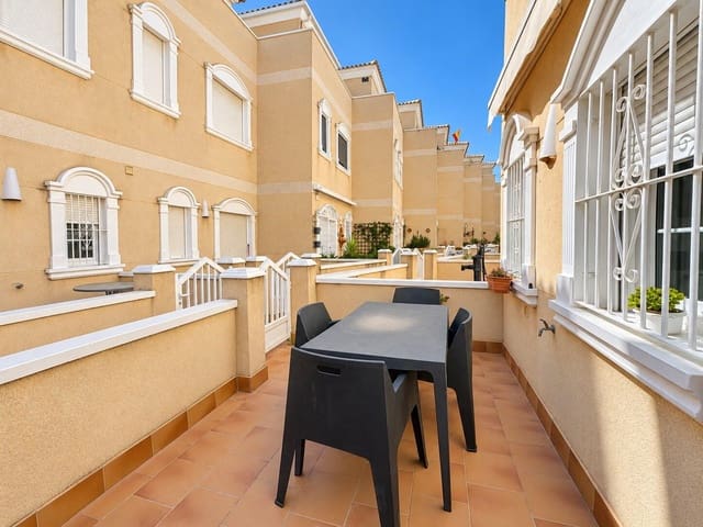 4 sypialnia Dom szeregowy na sprzedaż w Almoradí z basenem garażem - 240 000 € (Ref: 10109820)