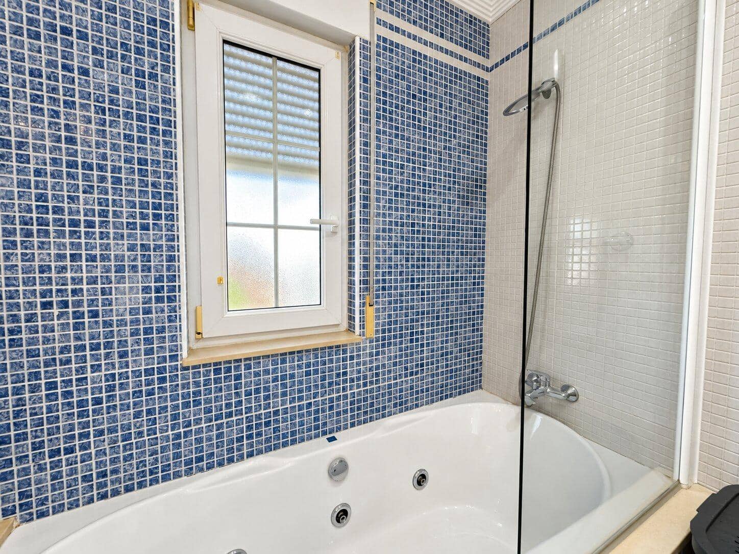 4 sypialnia Dom szeregowy na sprzedaż w Almoradi z basenem garażem - 240 000 € (Ref: 10109820)
