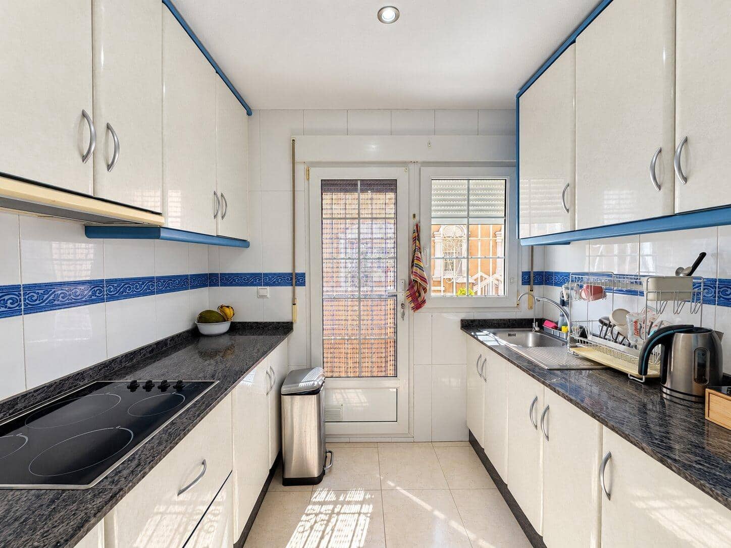 4 sypialnia Dom szeregowy na sprzedaż w Almoradi z basenem garażem - 240 000 € (Ref: 10109820)