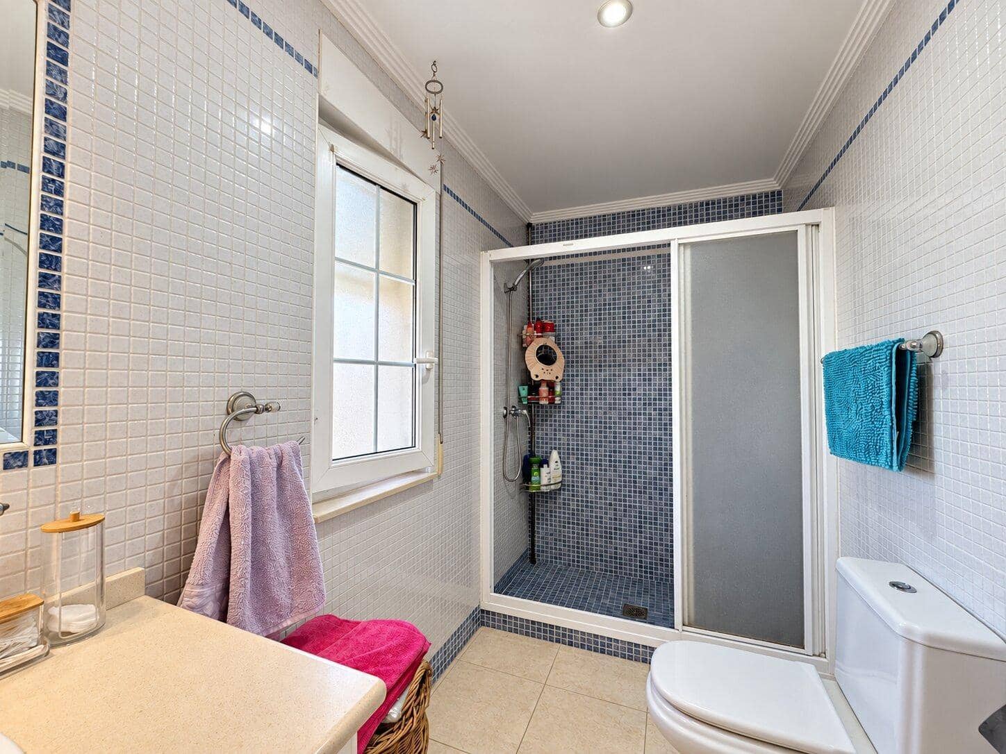 4 sypialnia Dom szeregowy na sprzedaż w Almoradi z basenem garażem - 240 000 € (Ref: 10109820)