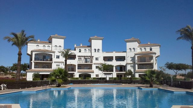 2 slaapkamer Appartement te koop in Hacienda Riquelme Golf, Murcia stad met zwembad garage - € 165.000 (Ref: 10120023)