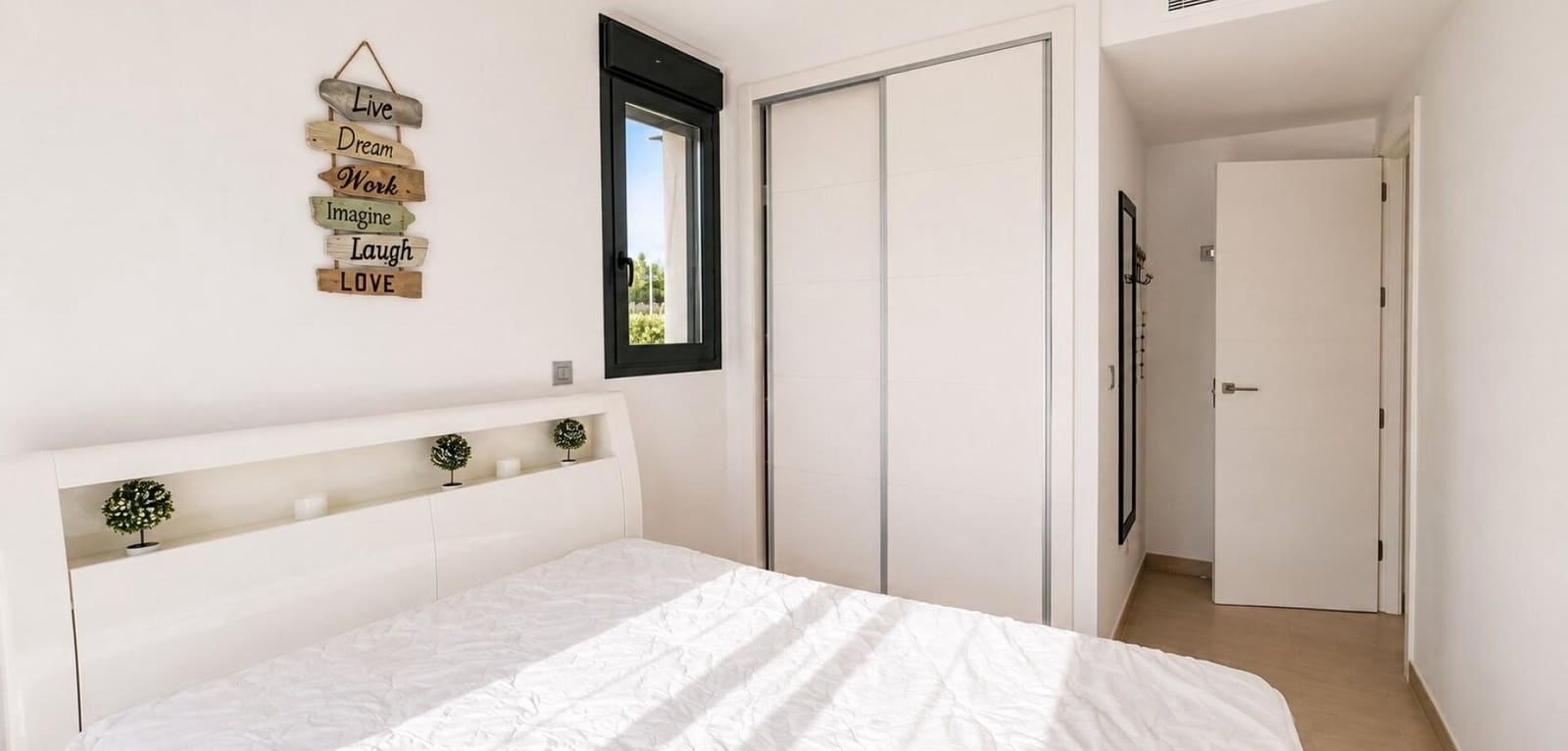 3 soveværelse Lejlighed til salg i Torrevieja med swimmingpool garage - € 295.000 (Ref: 10120024)