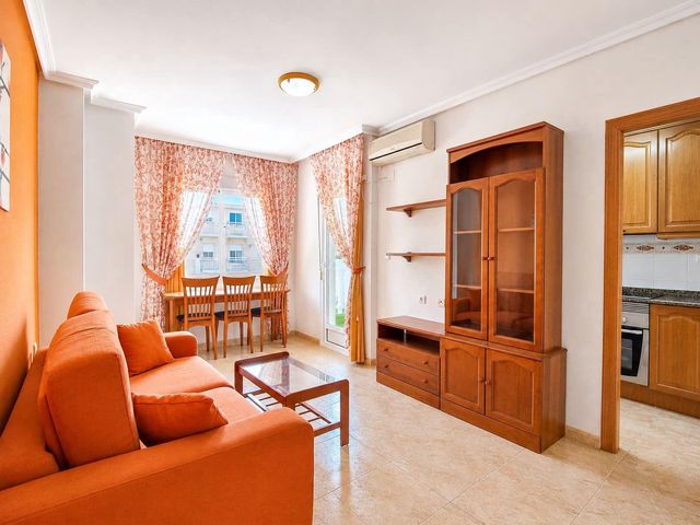 2 slaapkamer Appartement te koop in Torrevieja - € 145.000 (Ref: 10120027)