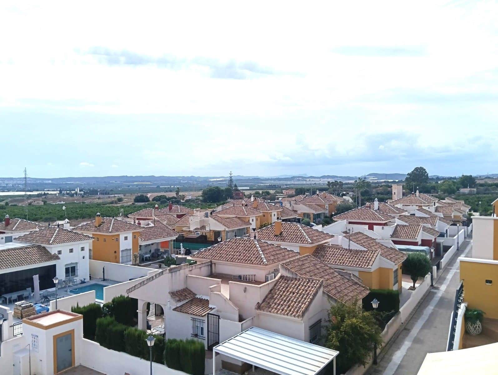 2 bedroom Apartment for sale in Los Montesinos with pool garage - € 149,000 (Ref: 10129721)