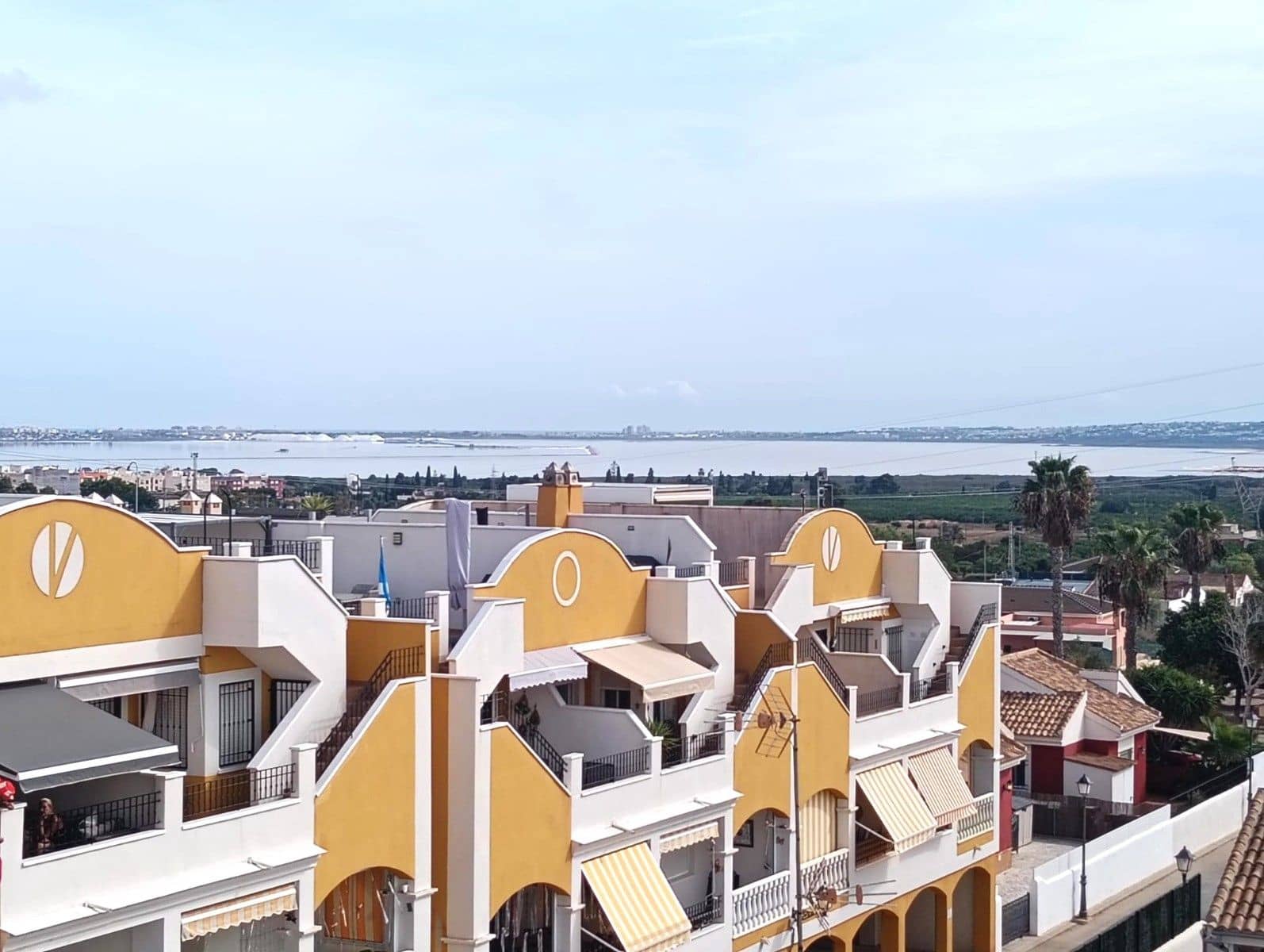 2 bedroom Apartment for sale in Los Montesinos with pool garage - € 149,000 (Ref: 10129721)