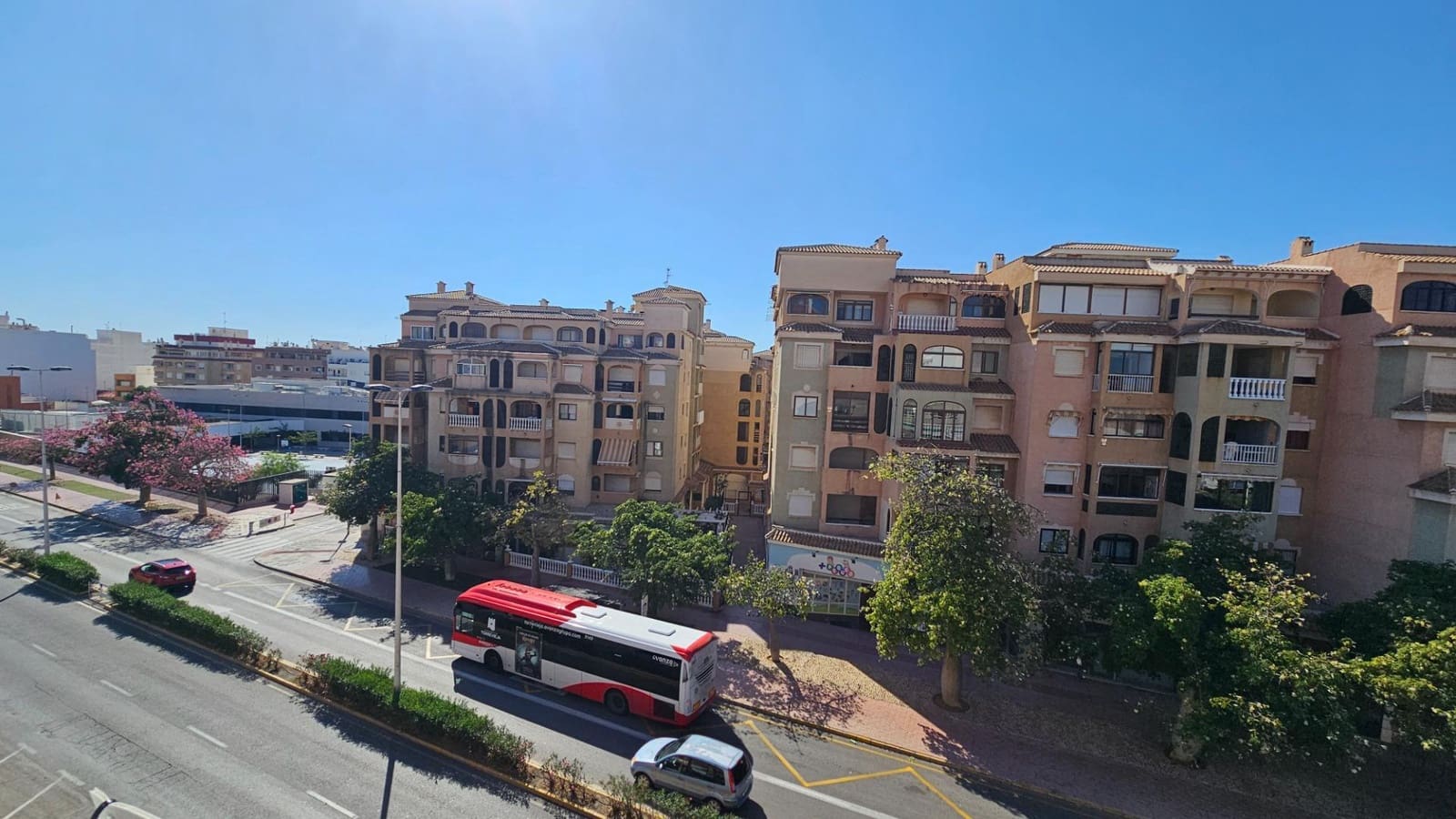 1 sypialnia Apartament na sprzedaż w Torrevieja - 100 000 € (Ref: 10129722)