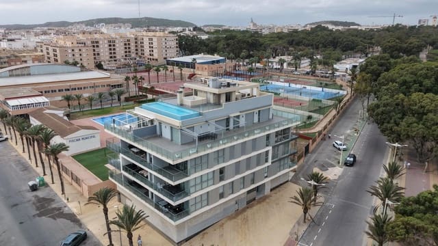 3 soveværelse Penthouse til salg i Guardamar Playa, Guardamar del Segura med swimmingpool garage - € 849.900 (Ref: 10129756)