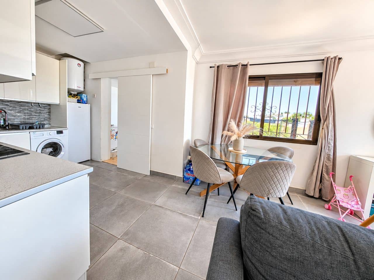 2 bedroom Villa for sale in Filipinas with pool garage - € 217,950 (Ref: 10129759)