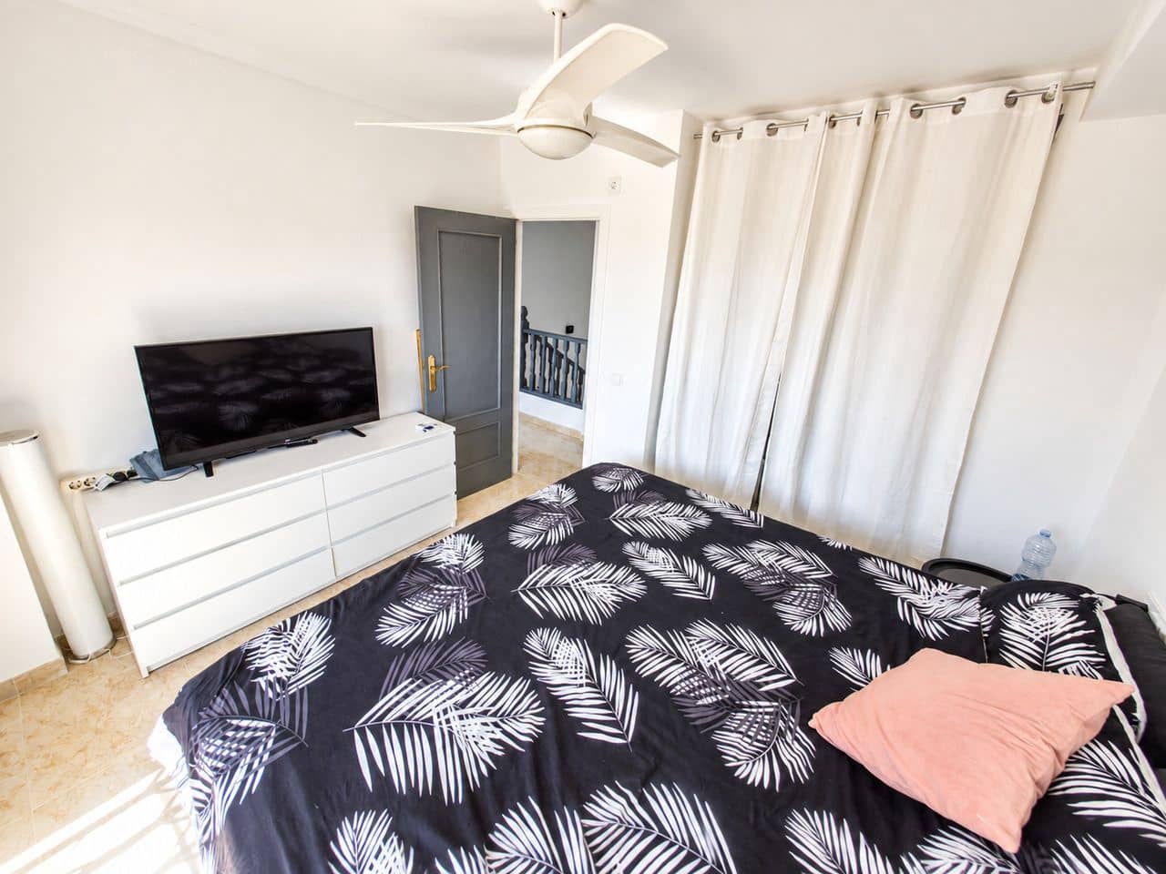 2 bedroom Villa for sale in Filipinas with pool garage - € 217,950 (Ref: 10129759)