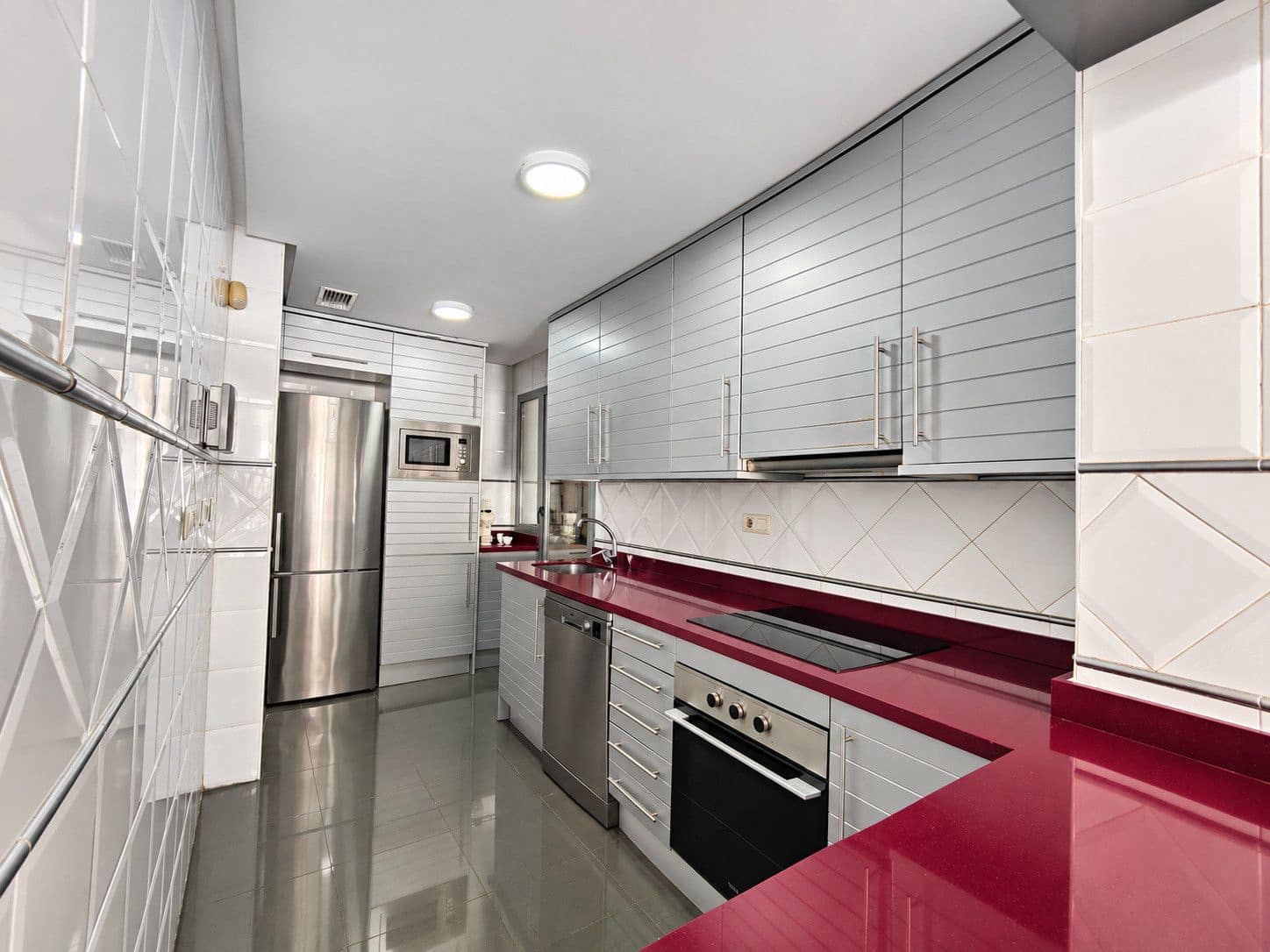 3 soveværelse Lejlighed til salg i Torrevieja med swimmingpool garage - € 459.000 (Ref: 10129761)