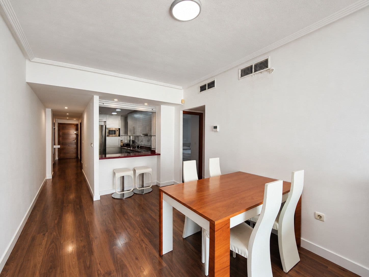 3 soveværelse Lejlighed til salg i Torrevieja med swimmingpool garage - € 459.000 (Ref: 10129761)