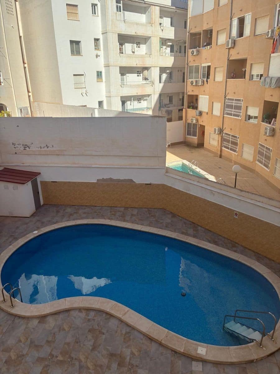 1 camera da letto Appartamento in vendita in Torrevieja con piscina garage - 134.900 € (Rif: 10129779)