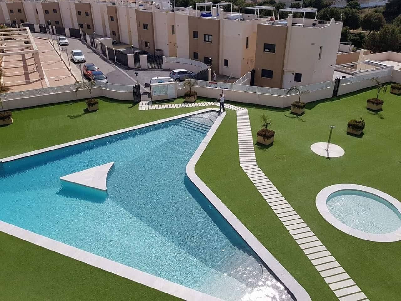 2 bedroom Bungalow for sale in La Zenia with pool garage - € 299,000 (Ref: 10129827)