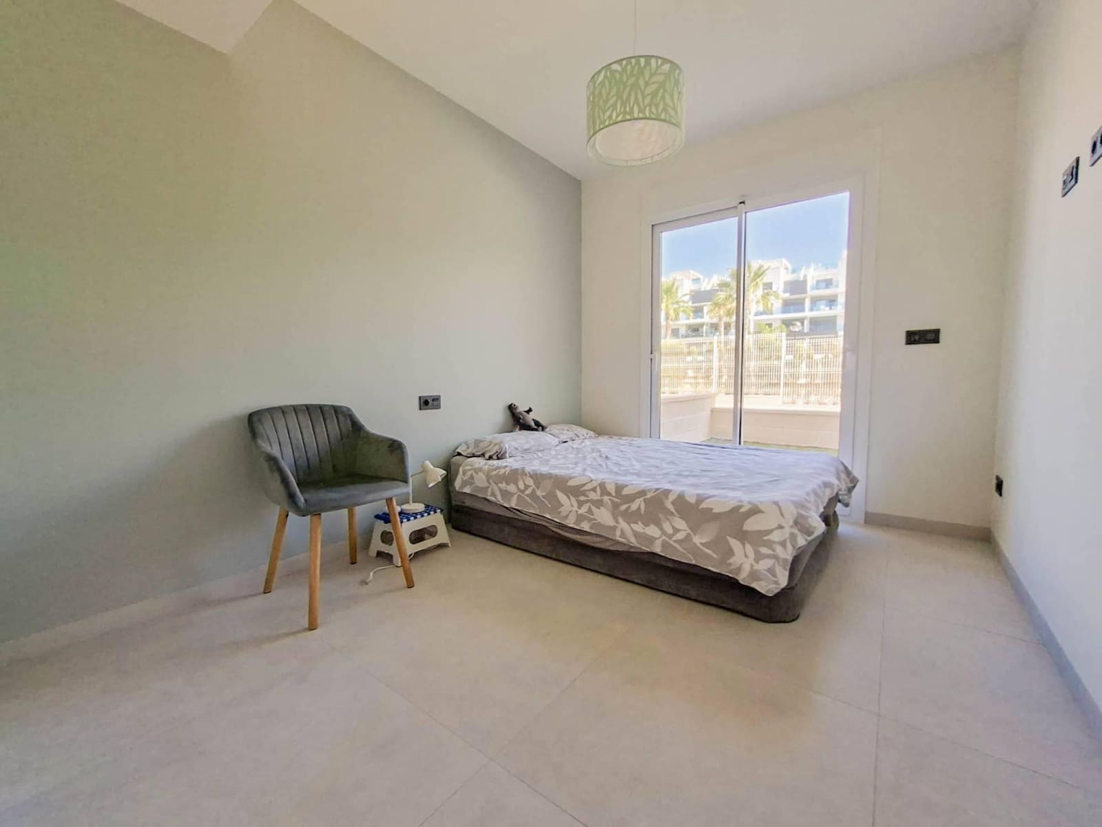 2 soverom Leilighet til salgs i Guardamar del Segura med svømmebasseng garasje - € 295 000 (Ref: 10129976)