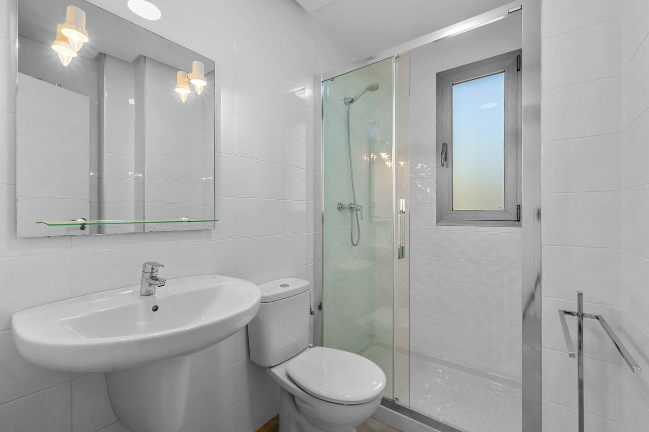 2 makuuhuone Huoneisto myytävänä paikassa Los Dolses mukana uima-altaan - 245 900 € (Ref: 10162308)