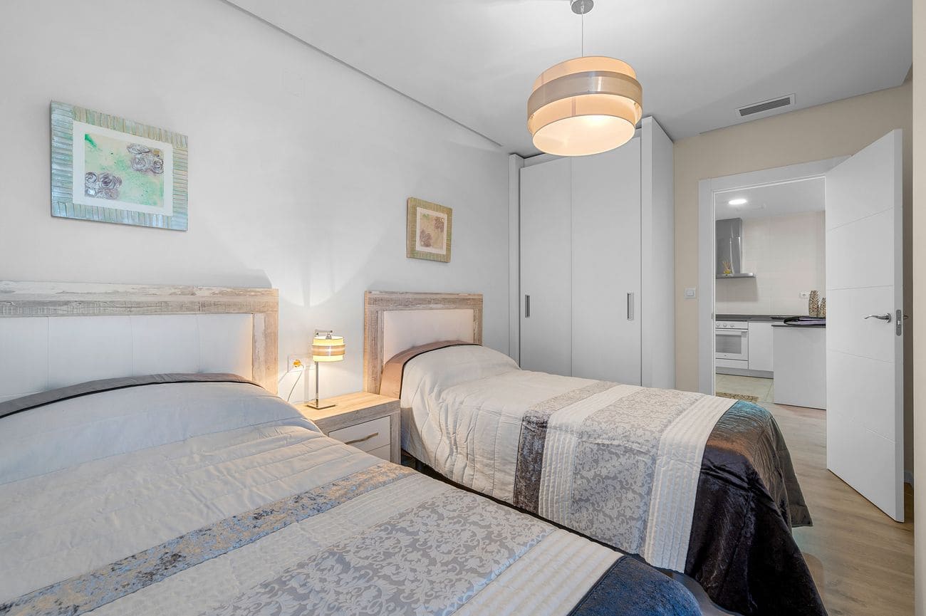 2 makuuhuone Huoneisto myytävänä paikassa Los Dolses mukana uima-altaan - 245 900 € (Ref: 10162308)