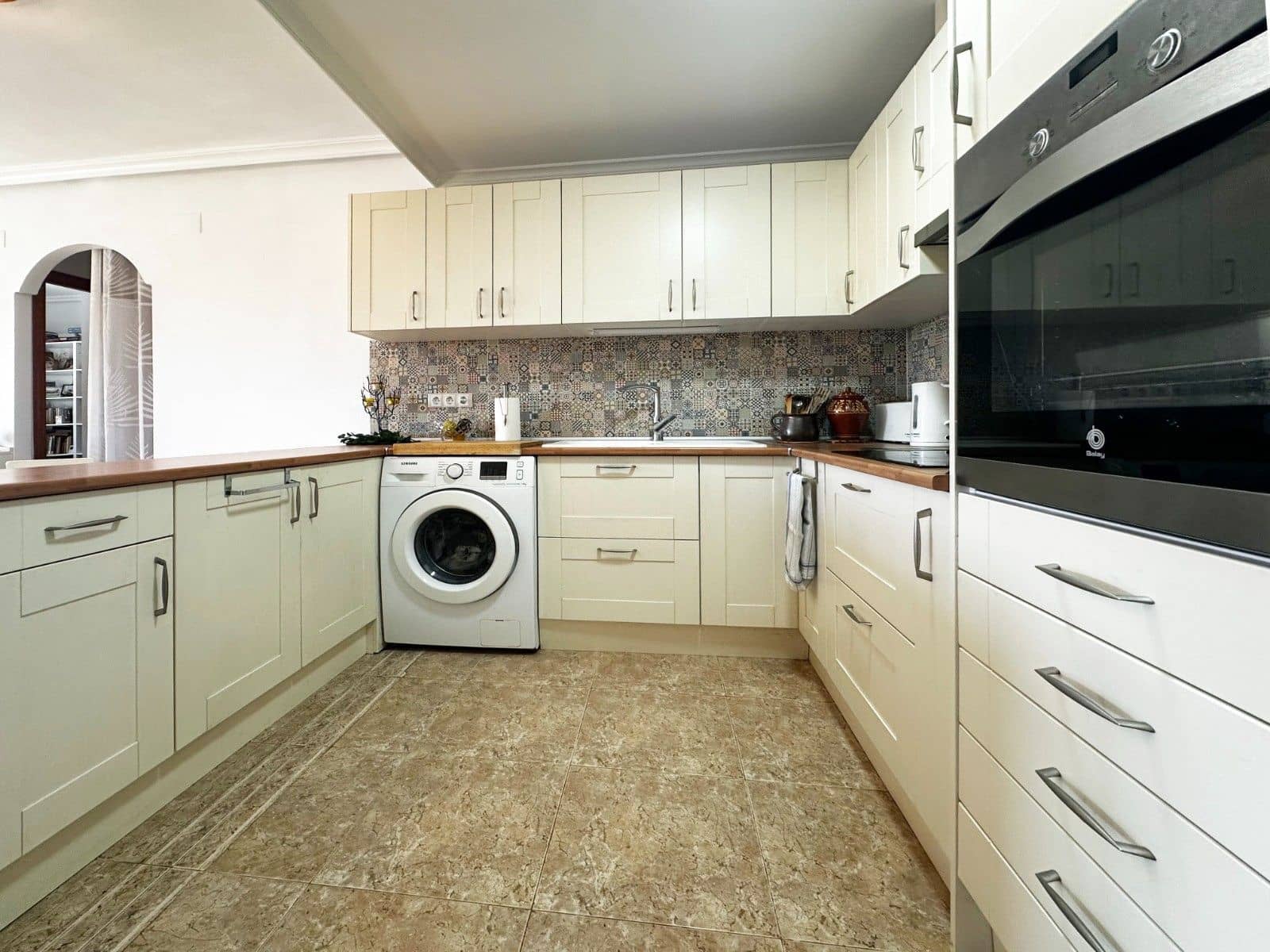 3 sypialnia Apartament na sprzedaż w Orihuela Costa z basenem garażem - 268 000 € (Ref: 10162321)