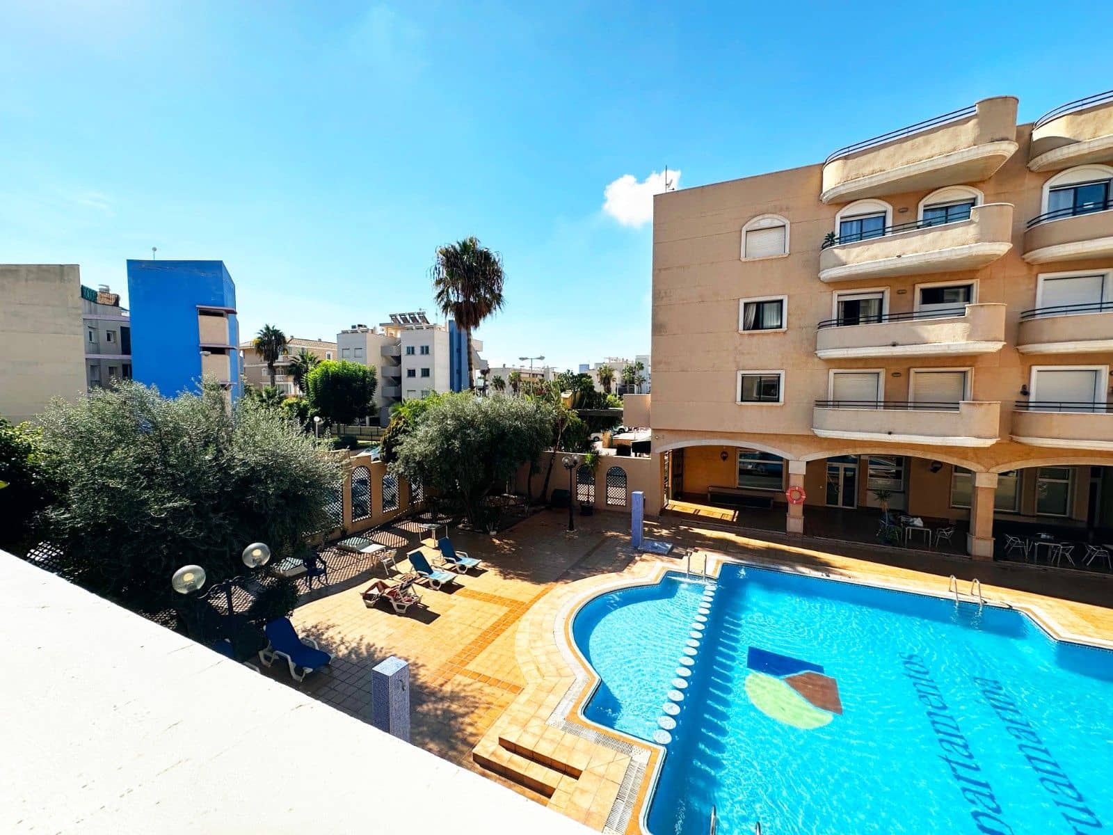 3 sypialnia Apartament na sprzedaż w Orihuela Costa z basenem garażem - 268 000 € (Ref: 10162321)
