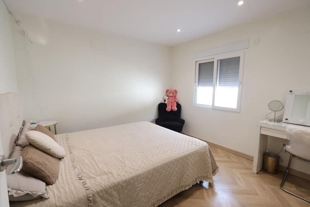 5 soverom Villa til salgs i Torrevieja med svømmebasseng garasje - € 599 000 (Ref: 10162325)