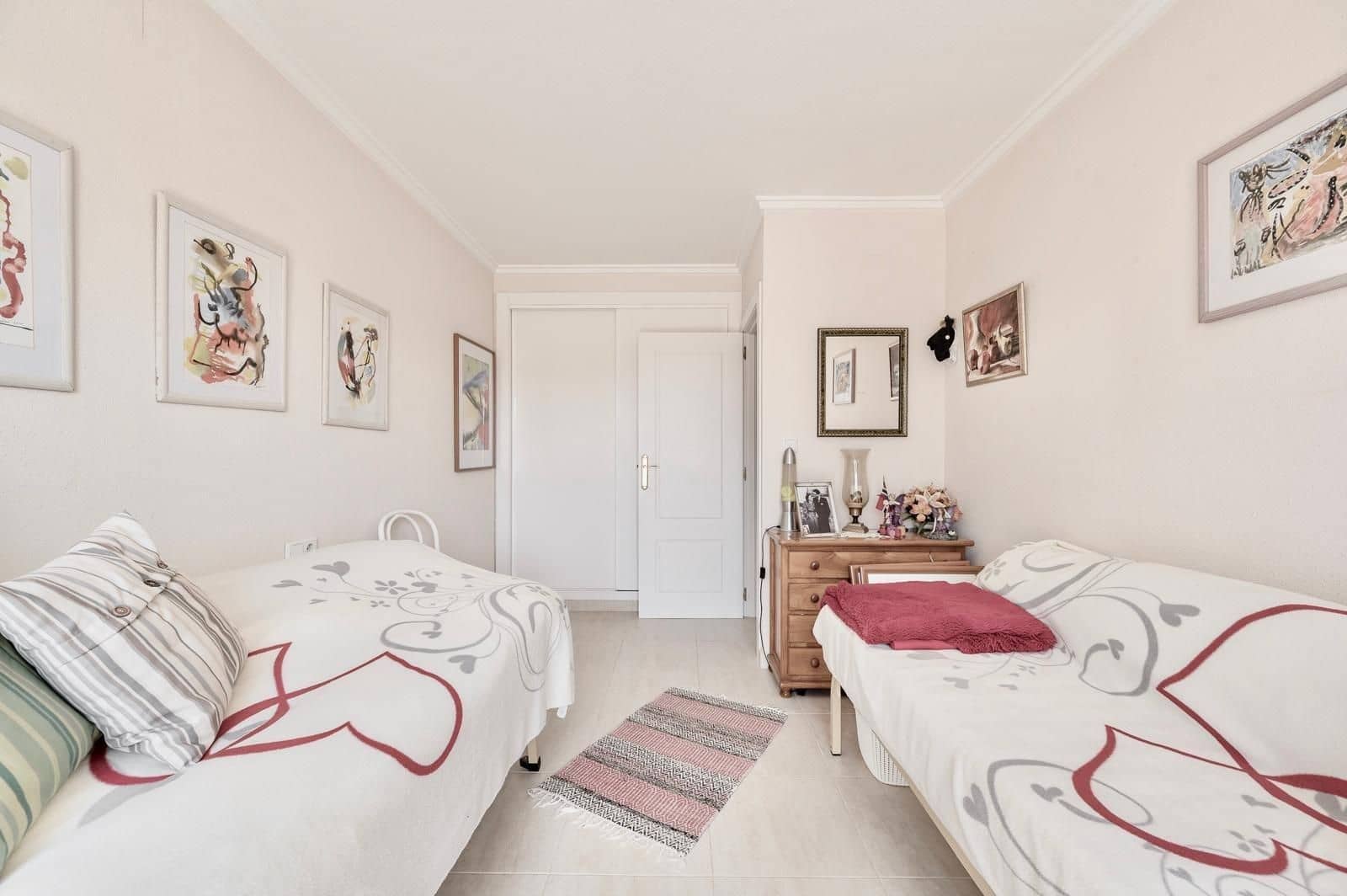 Adosado de 3 habitaciones en Torrevieja en venta - 199.000 € (Ref: 10162340)