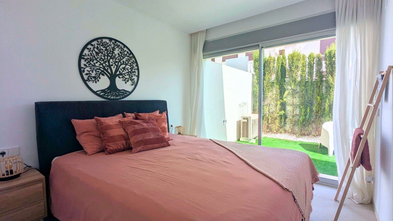 2 soverom Leilighet til salgs i Los Balcones med svømmebasseng garasje - € 329 000 (Ref: 10174085)