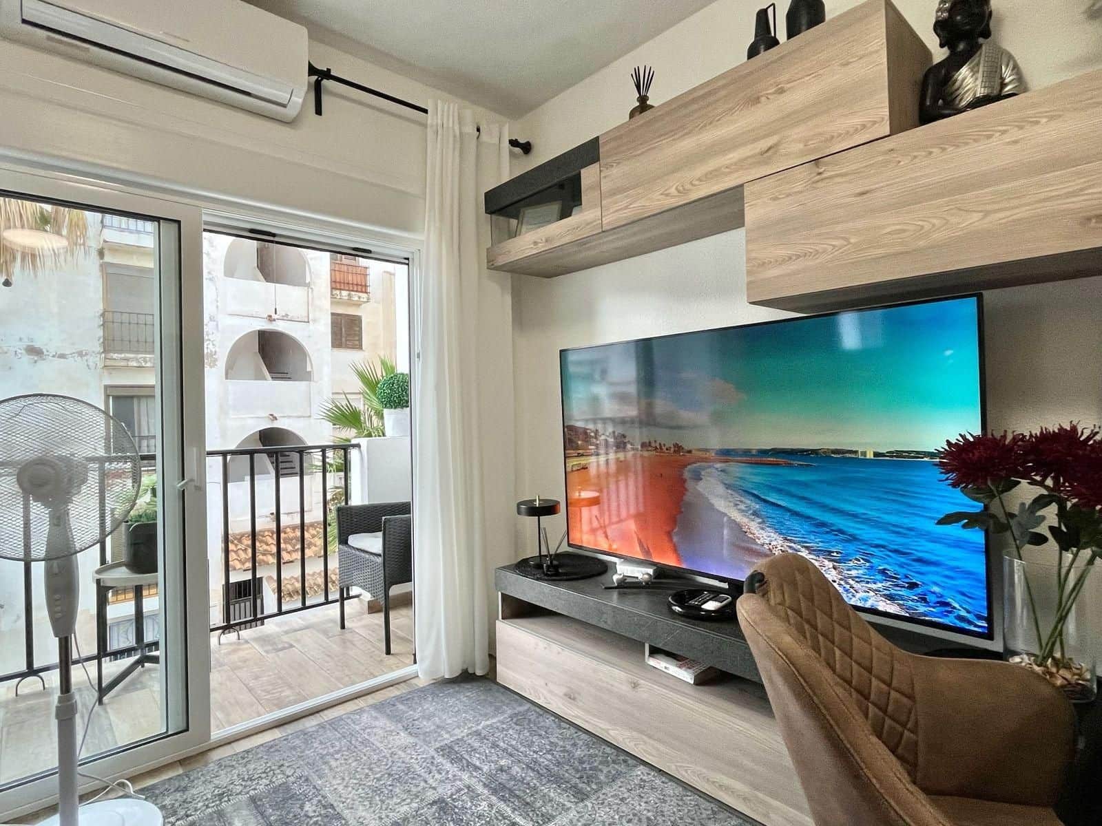 Apartamento de 1 habitación en Torrevieja en venta con piscina - 129.900 € (Ref: 10174091)