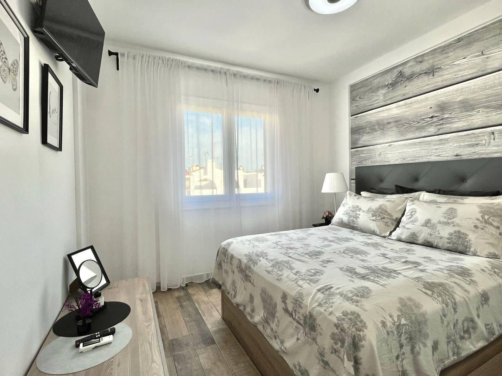 Apartamento de 1 habitación en Torrevieja en venta con piscina - 129.900 € (Ref: 10174091)