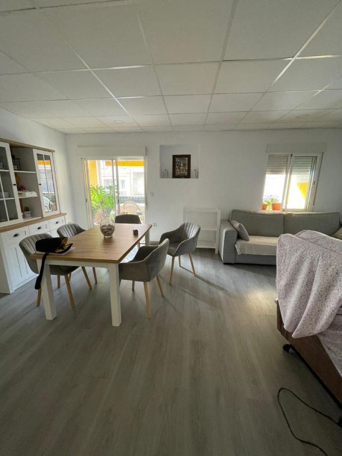 2 bedroom Penthouse for sale in Guardamar del Segura - € 260,000 (Ref: 10174093)