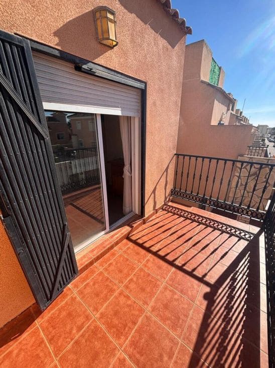 2 sovrum Radhus till salu i Orihuela med pool - 190 000 € (Ref: 10174100)