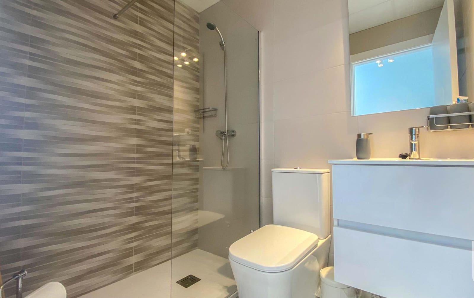 Adosado de 2 habitaciones en Los Alcázares en venta con piscina - 269.500 € (Ref: 10180747)
