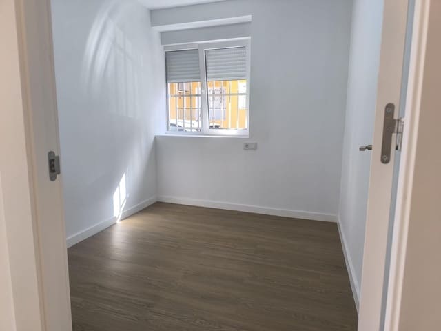 4 camera da letto Appartamento in vendita in Centro, Torrevieja - 169.500 € (Rif: 9537408)