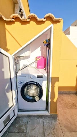 2 makuuhuone Kattohuoneisto myytävänä paikassa Centro, Torrevieja mukana 
autotalli - 220 000 € (Ref: 9537413)