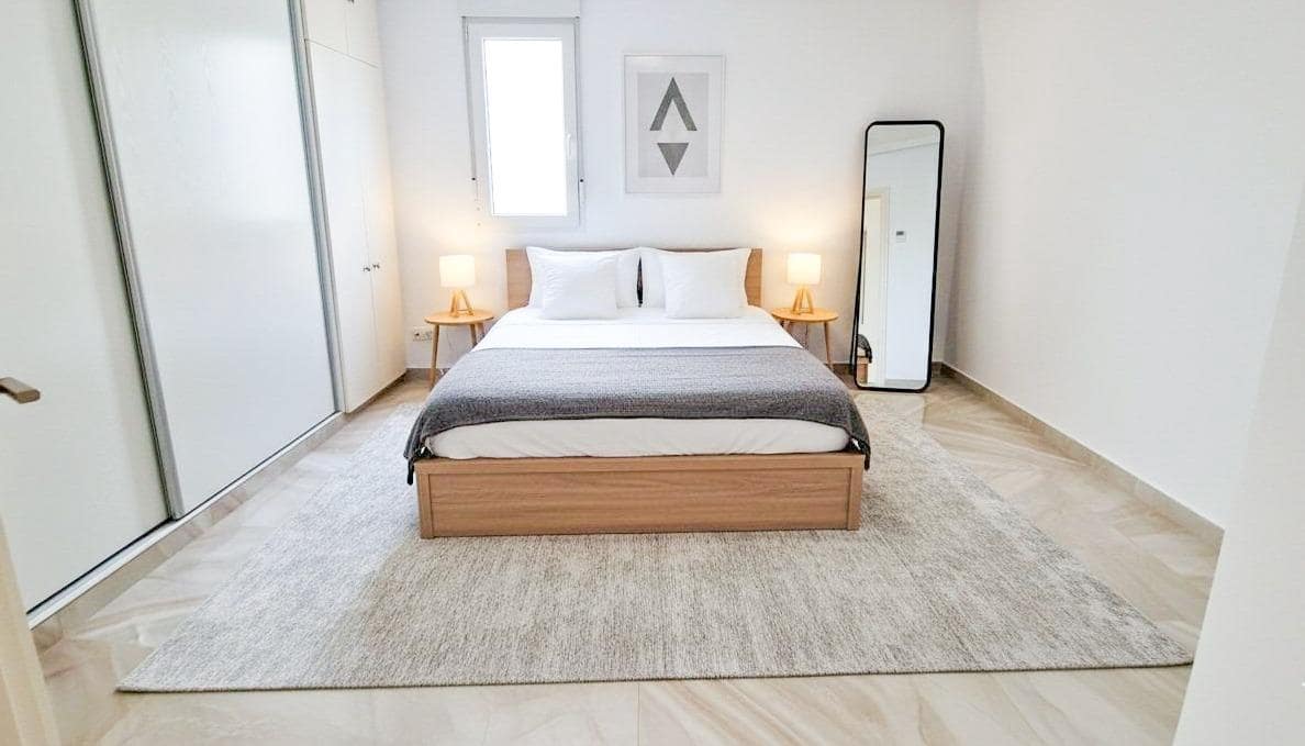 2 makuuhuone Kattohuoneisto myytävänä paikassa Torrevieja mukana 
autotalli - 220 000 € (Ref: 9537413)