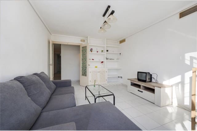 2 chambre Appartement à vendre à Centro, Torrevieja - 179 500 € (Ref: 9537414)