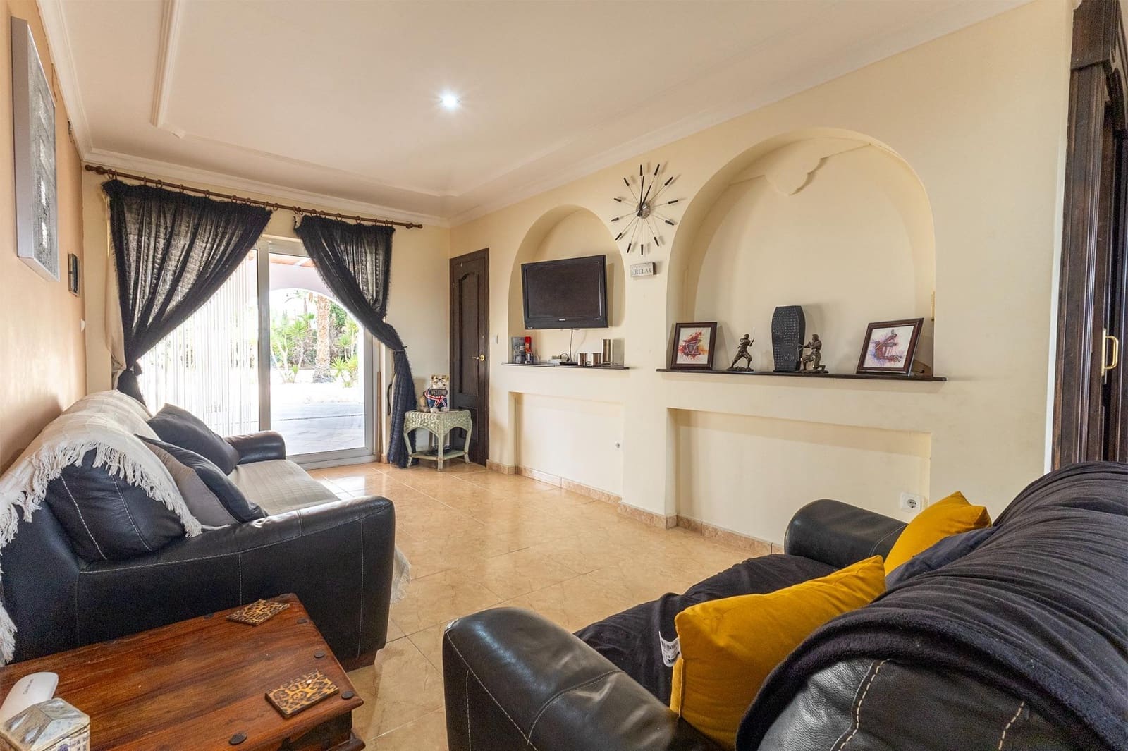 12 sypialnia Willa na sprzedaż w Crevillente / Crevillent z basenem - 575 000 € (Ref: 9537417)