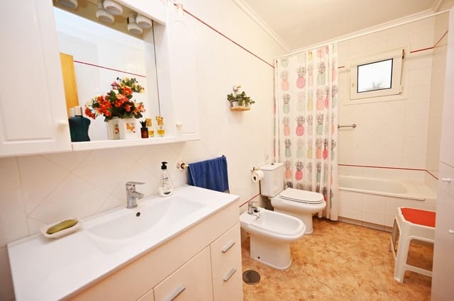 3 quarto Apartamento para venda em La Mata, Torrevieja com garagem - 355 000 € (Ref: 9537419)