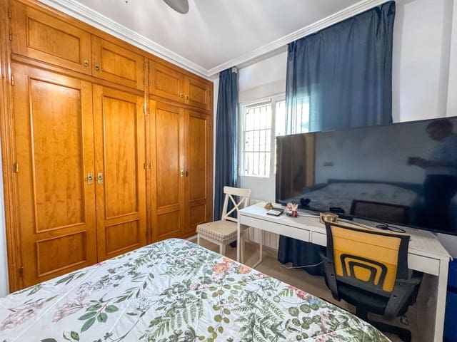 2 bedroom Apartment for sale in Lomas de Cabo Roig - Los Dolses, Orihuela with pool - € 159,000 (Ref: 9537421)