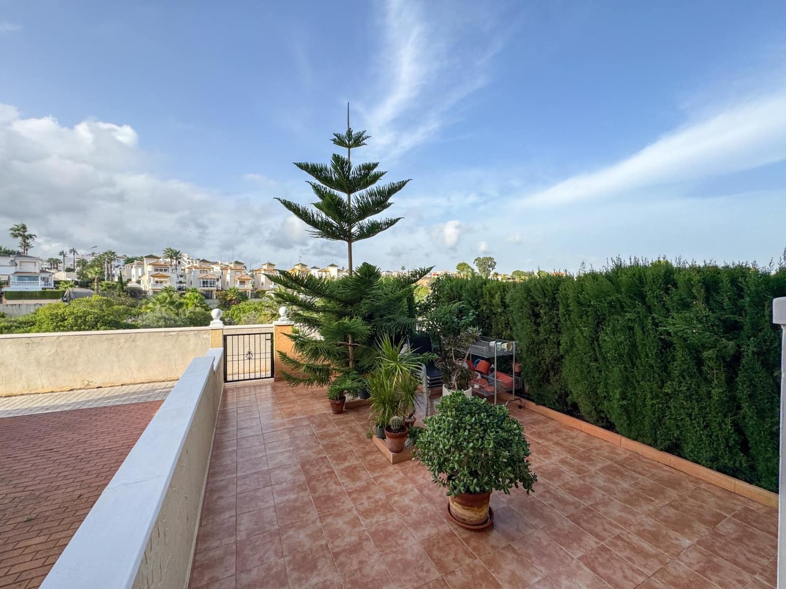2 bedroom Apartment for sale in Orihuela Costa with pool - € 159,000 (Ref: 9537421)