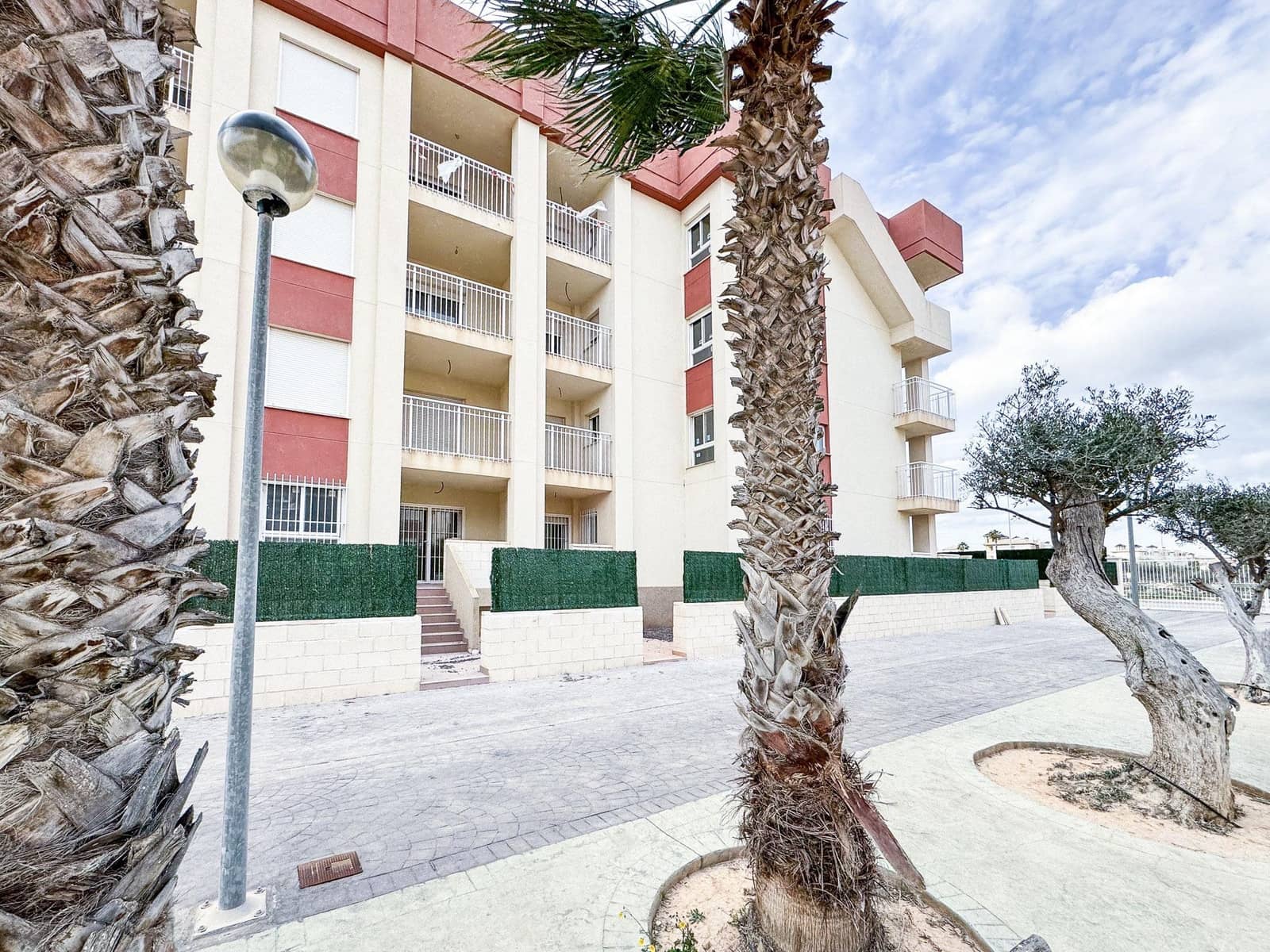 1 sovrum Lägenhet till salu i Orihuela Costa med pool garage - 133 500 € (Ref: 9537426)