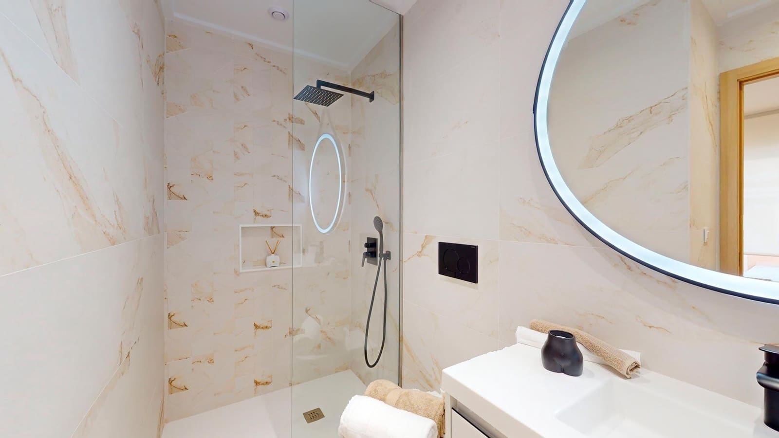 3 Zimmer Apartment zu verkaufen in El Raso mit Pool - 269.000 € (Ref: 9541254)